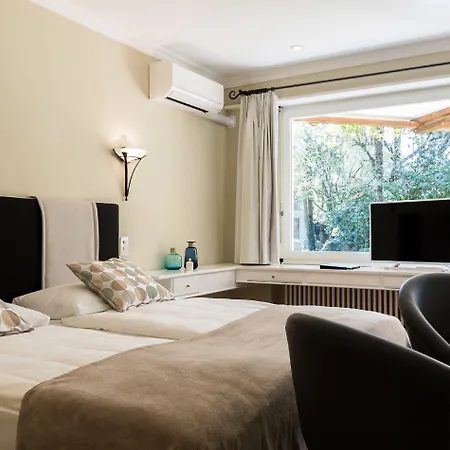 ألبيرجو لوسون 4* لوزون