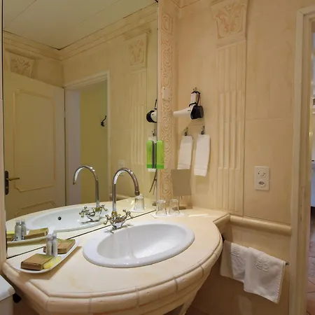 ألبيرجو لوسون فندق