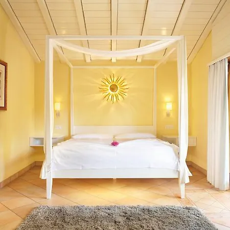 Albergo Losone Otel 4*