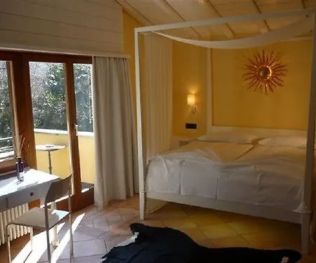 Otel Albergo Losone 4*