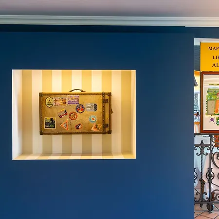 Albergo Losone מלון